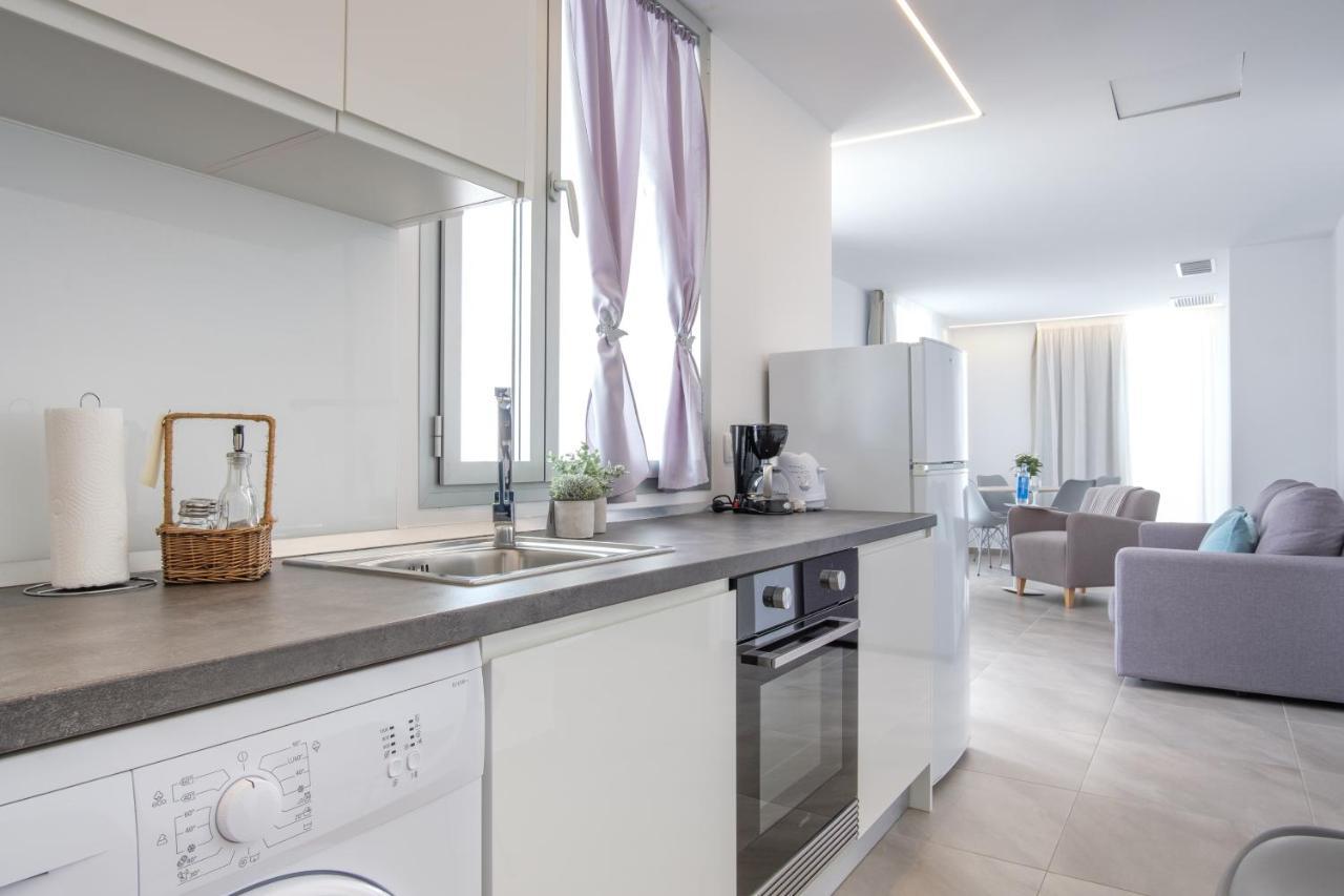 Sea Breeze Apartments กาลามิยอร์ ภายนอก รูปภาพ