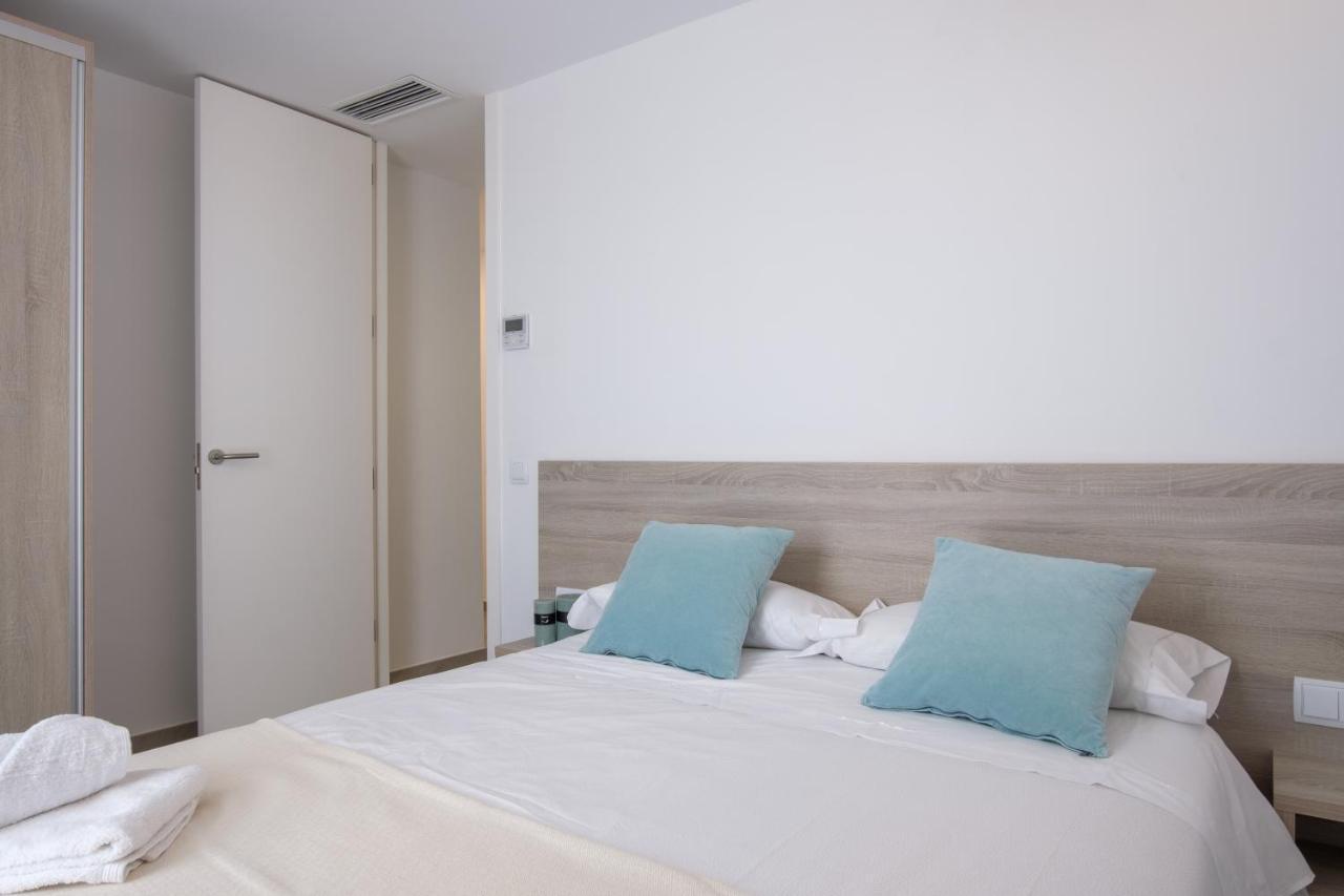 Sea Breeze Apartments กาลามิยอร์ ภายนอก รูปภาพ
