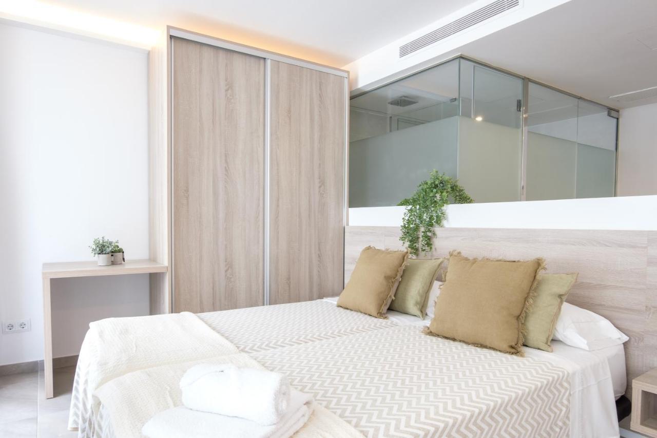 Sea Breeze Apartments กาลามิยอร์ ภายนอก รูปภาพ