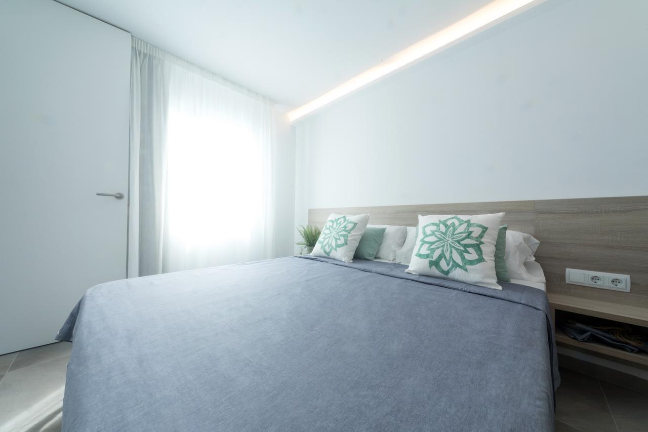 Sea Breeze Apartments กาลามิยอร์ ภายนอก รูปภาพ