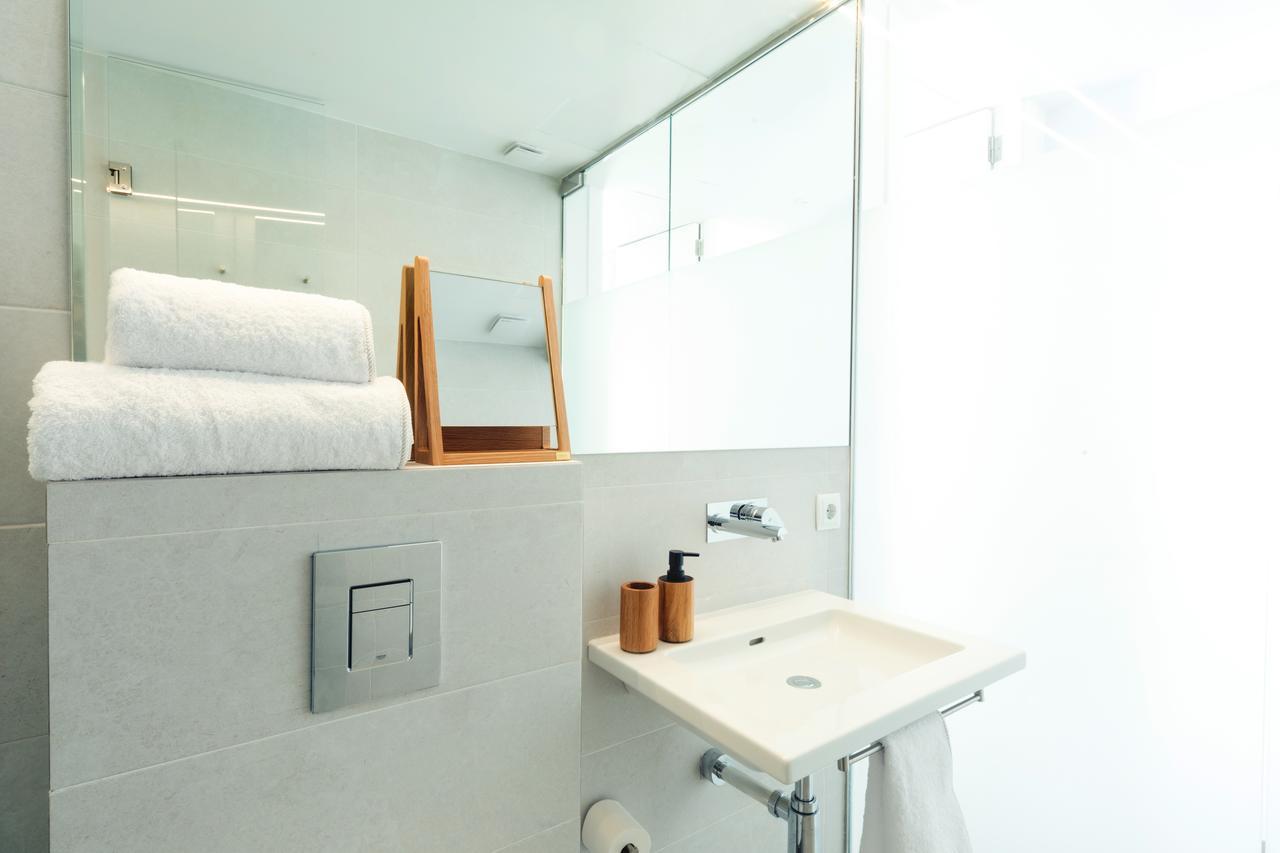Sea Breeze Apartments กาลามิยอร์ ภายนอก รูปภาพ